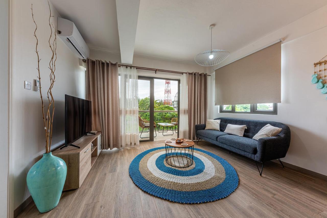 373 Wolmar Cosy And Modern Apartment- 200 Metres From The Beach And Supermarkets And Just Next To Domaine De Wolmar With Views Of Deers And Green Natural Park Flic-en-Flacq エクステリア 写真