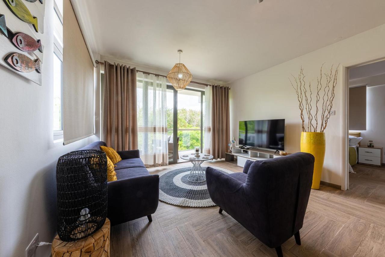 373 Wolmar Cosy And Modern Apartment- 200 Metres From The Beach And Supermarkets And Just Next To Domaine De Wolmar With Views Of Deers And Green Natural Park Flic-en-Flacq エクステリア 写真